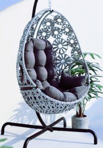 Egg chair