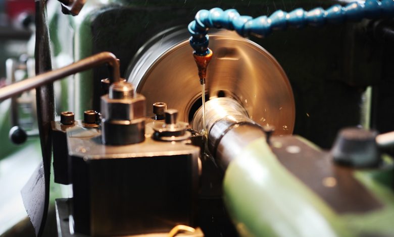 Importance of Industrial Lubricants for Manufacturing Companies