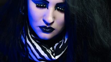 black lipstick