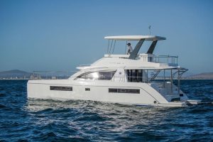 Yacht rental dubai